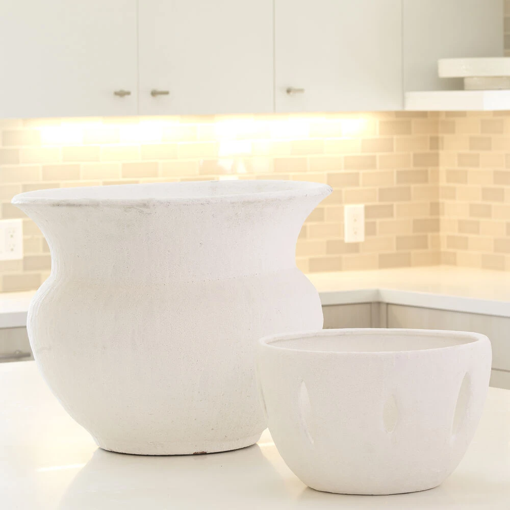 Ashen 19 X 15 Inch Cauldron - Image 6